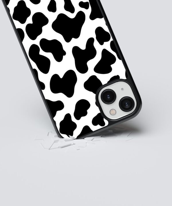 Cow Spots Metal Case Cover for iPhone 15 Plus Dropping View
