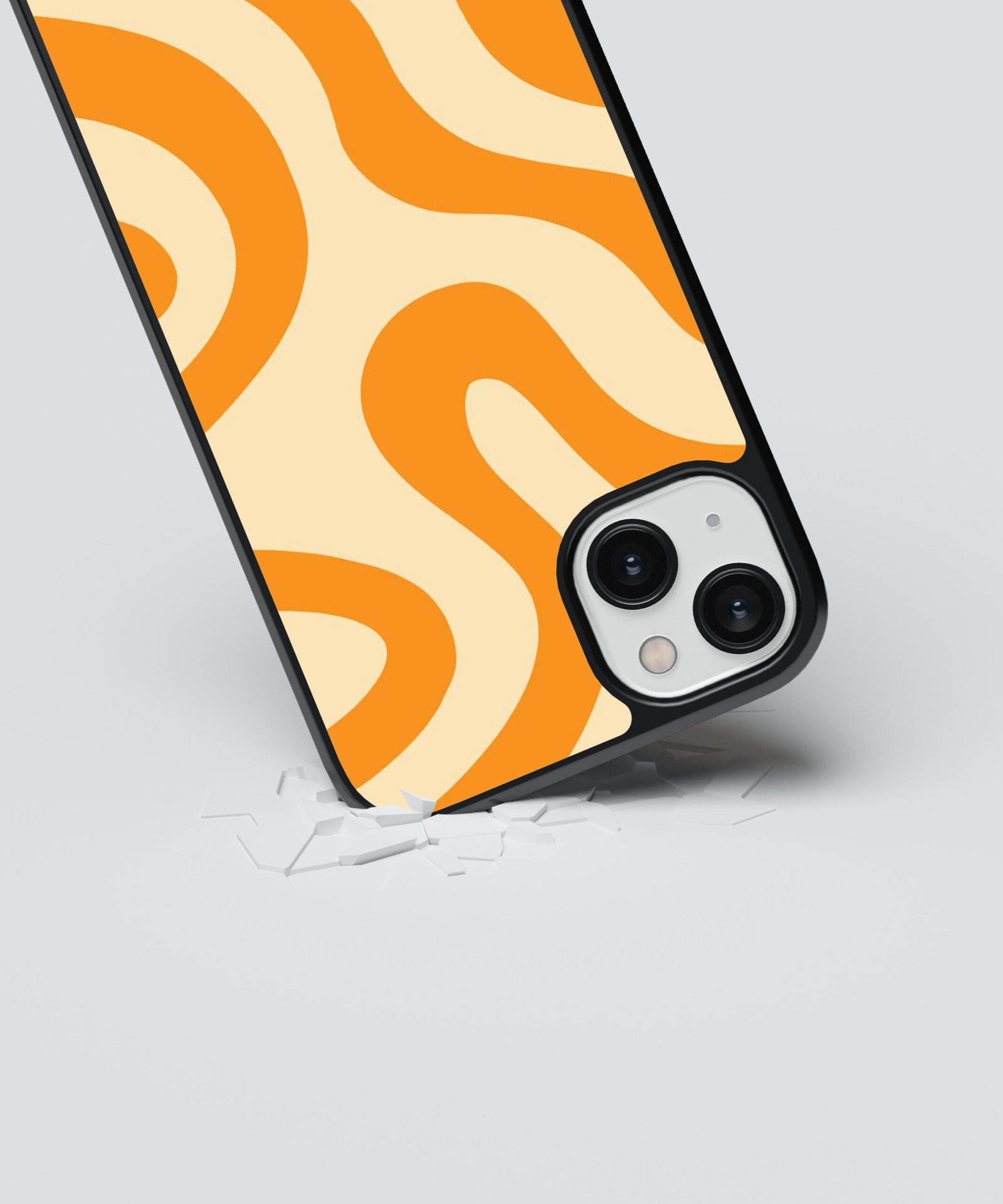 retro-wavy-metal-case-cover-for-iphone-14-Plus-01 Retro Wavy Metal Case Cover for iPhone 14 Plus Dropping View