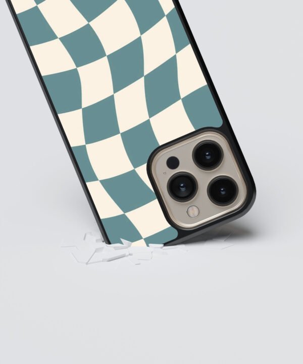 Wavy Pop Metal Case Cover for iPhone 16 Pro Max – Dropping View